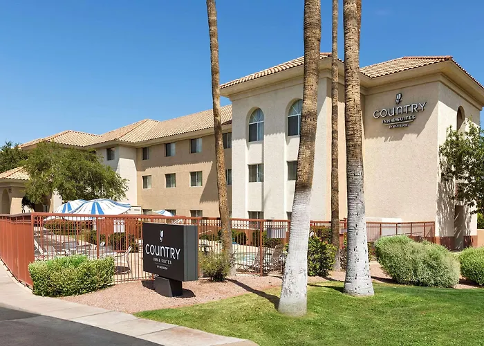 Country & By Radisson, Airport, Az Hotel 4*